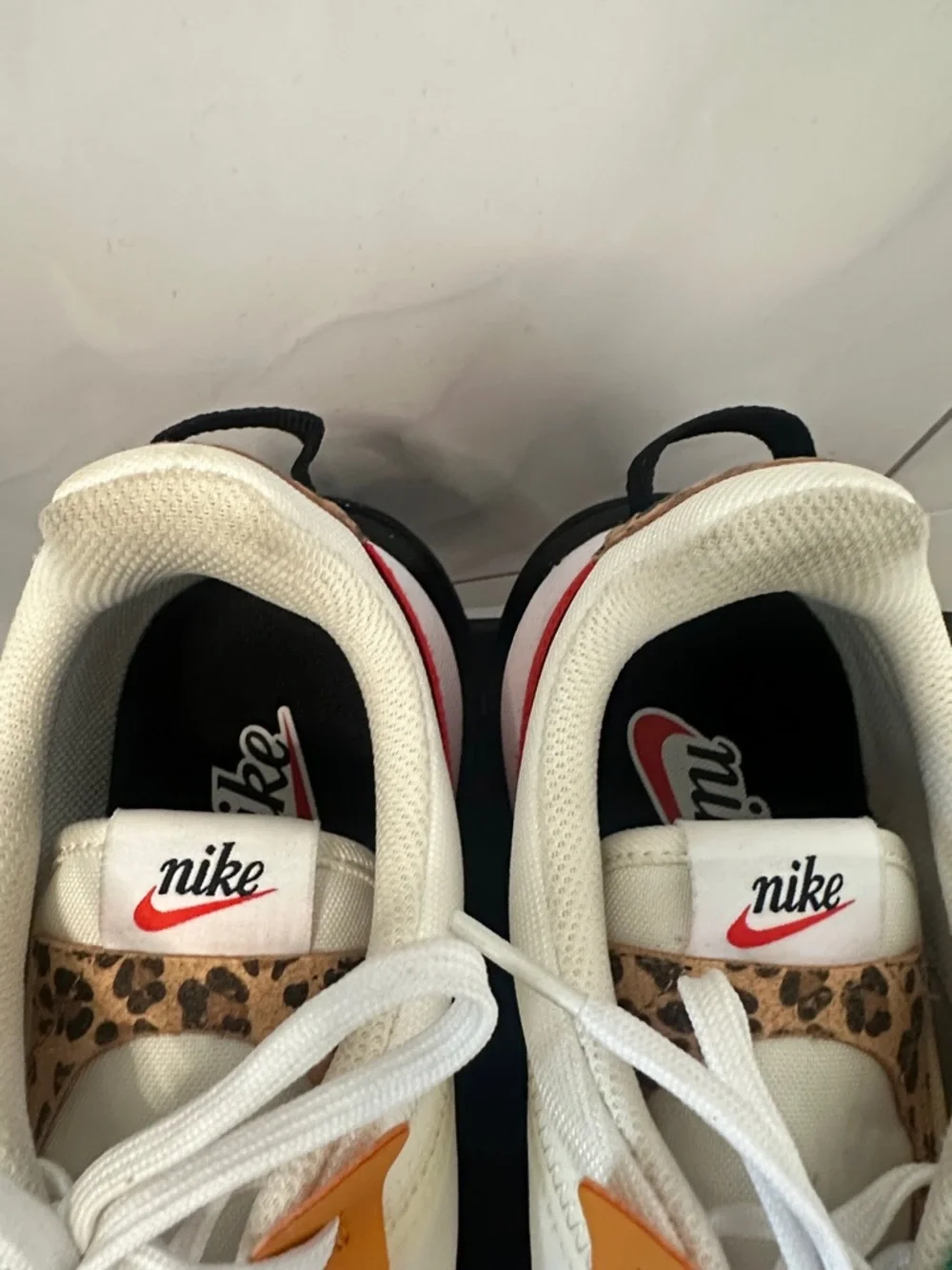 Nike Air Max Pre-Day SE - Picture 8 of 15